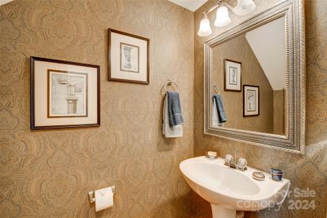 10041 Treeside Lane Matthews NC 28105