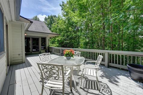 109 Chattooga Run Hendersonville NC 28739