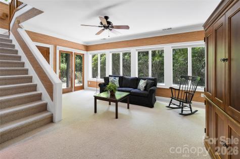 109 Chattooga Run Hendersonville NC 28739