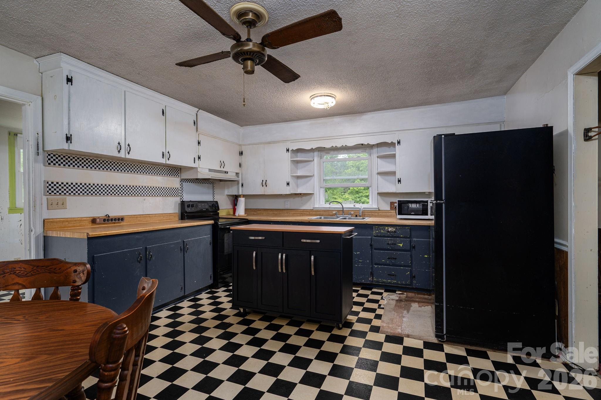 943 Stony Point Road Kings Mountain NC 28086