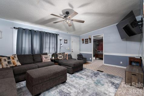 943 Stony Point Road Kings Mountain NC 28086