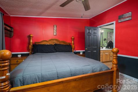943 Stony Point Road Kings Mountain NC 28086