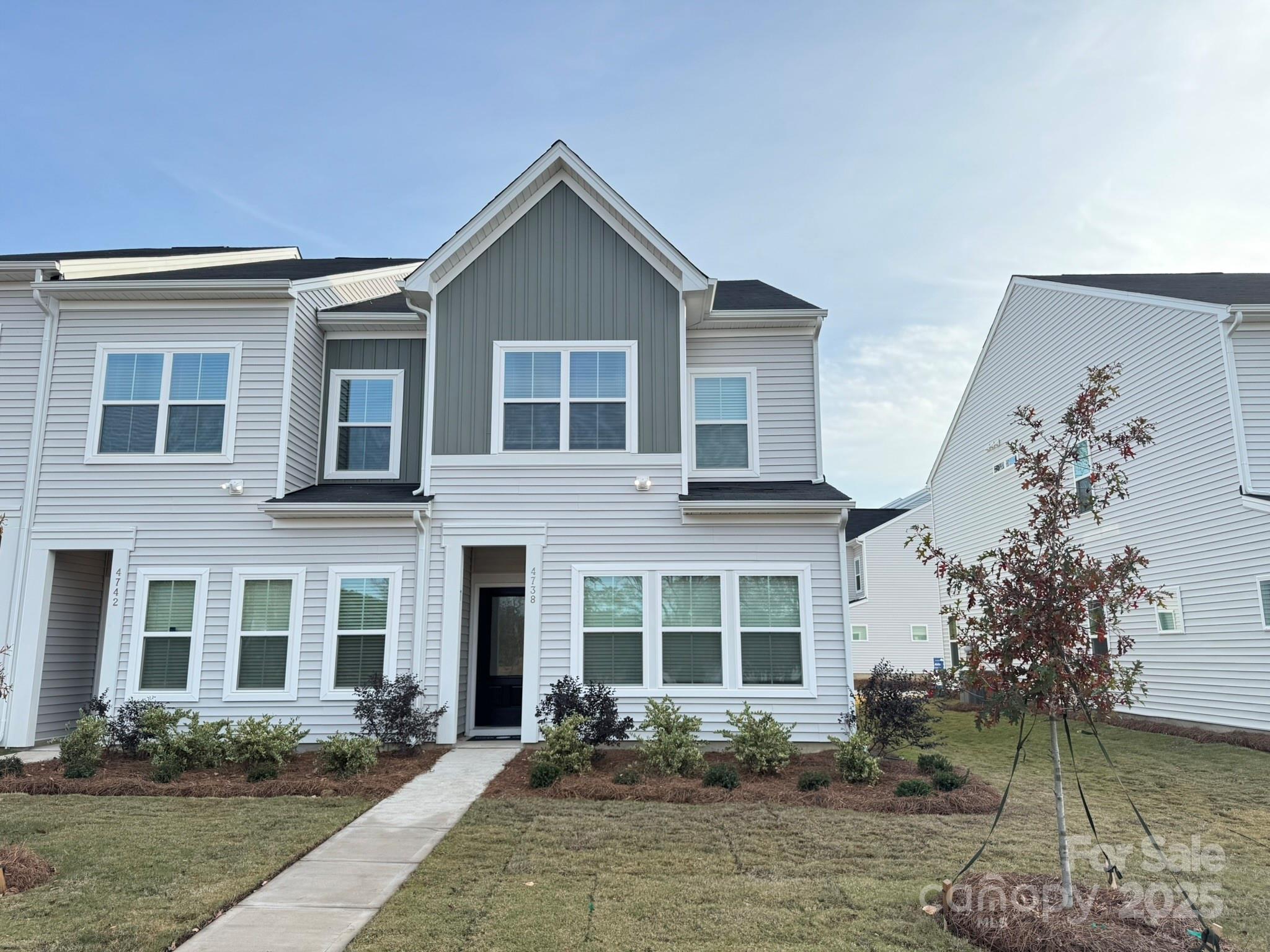 4738 Lakeview Road N Charlotte NC 28216