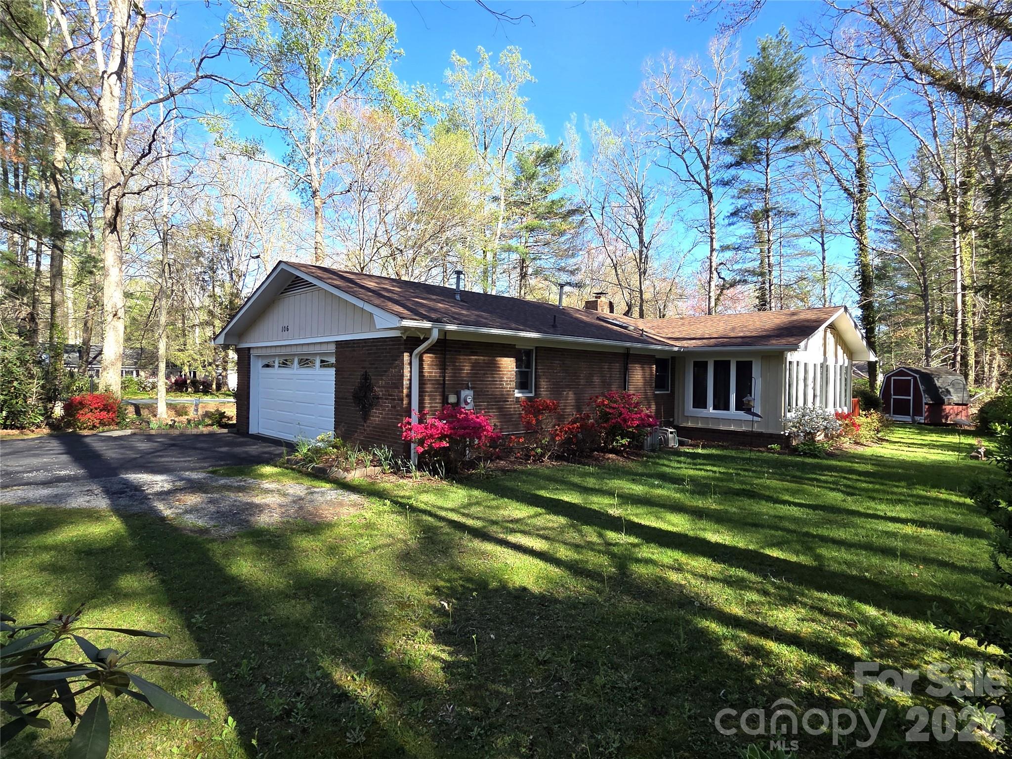 106 E Laurel Lane Etowah NC 28729