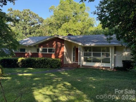 2028 Ferncliff Road Charlotte NC 28211