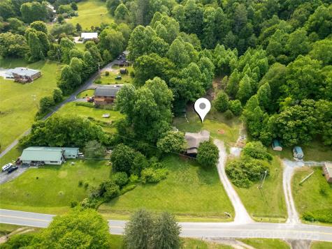 903 Middlefork Road Brevard NC 28712