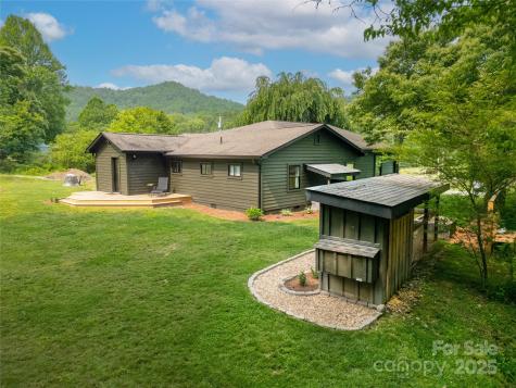 903 Middlefork Road Brevard NC 28712