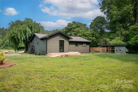 903 Middlefork Road Brevard NC 28712