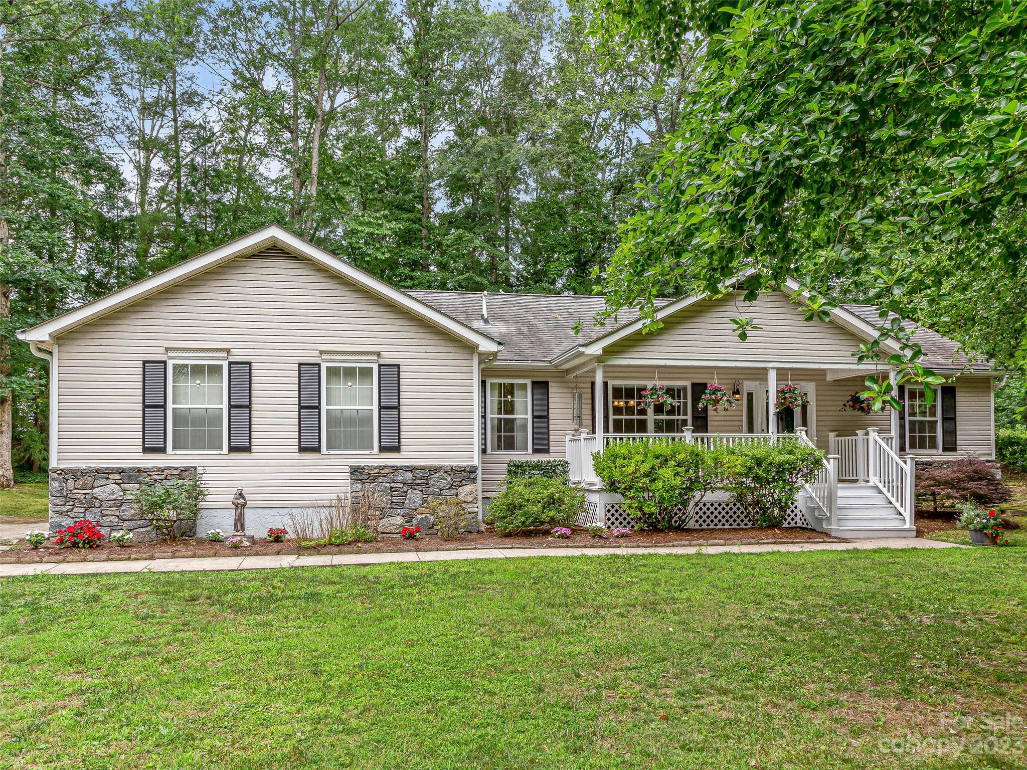 21 Partridge Berry Loop Mills River NC 28759