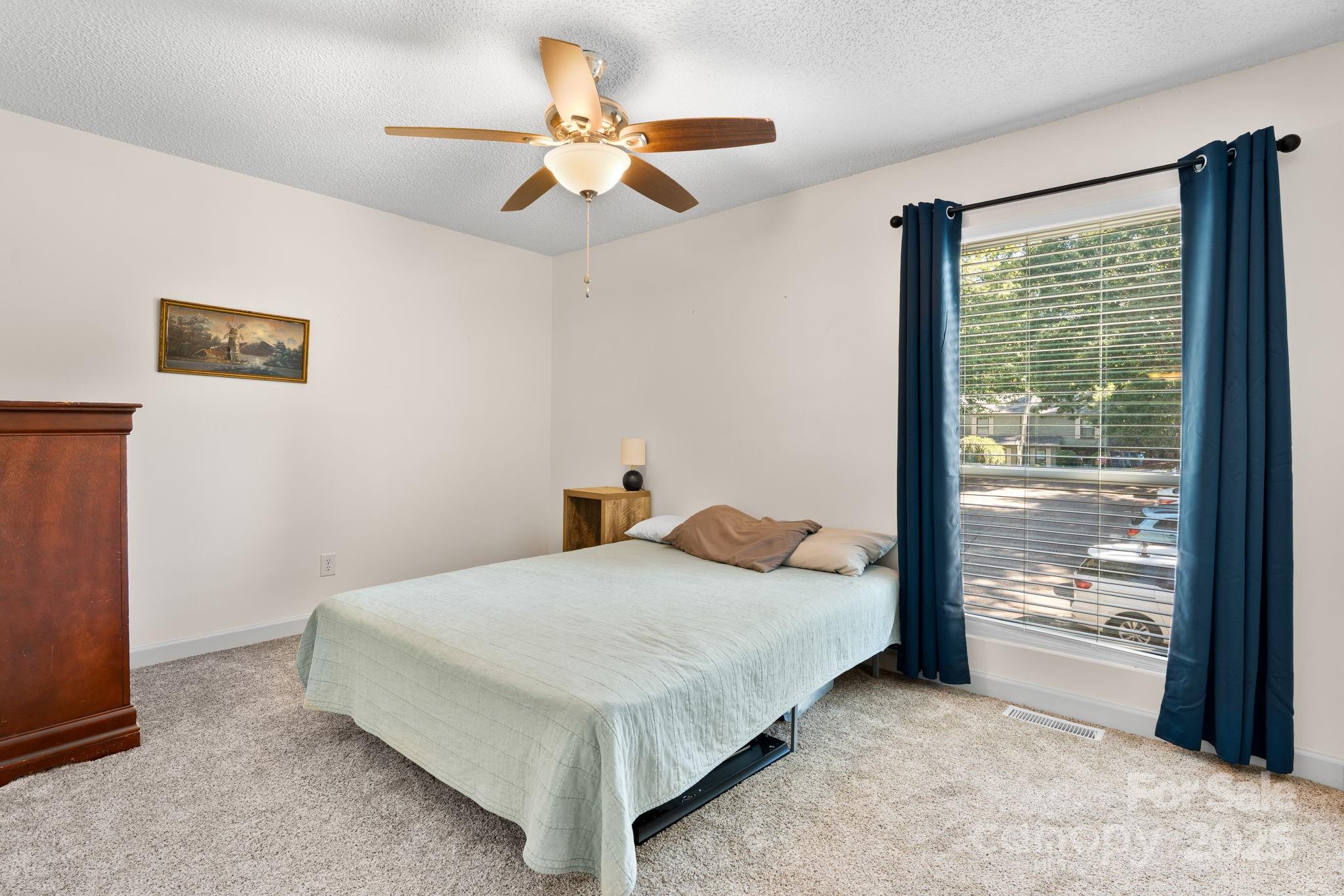4340 N Center Street Hickory NC 28601