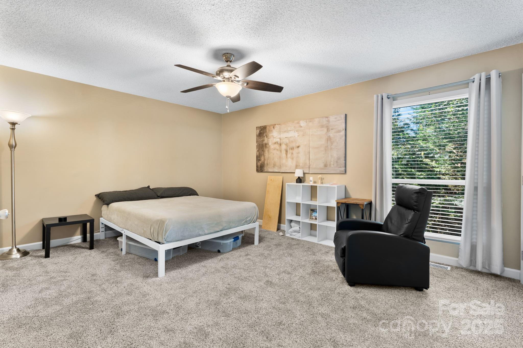 4340 N Center Street Hickory NC 28601