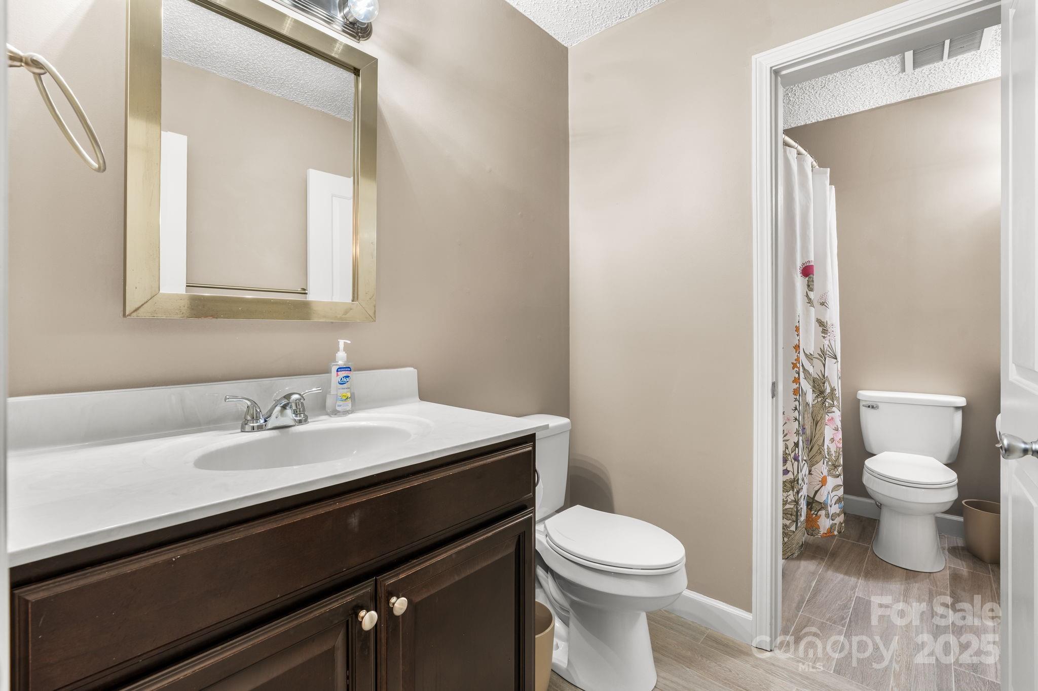 4340 N Center Street Hickory NC 28601