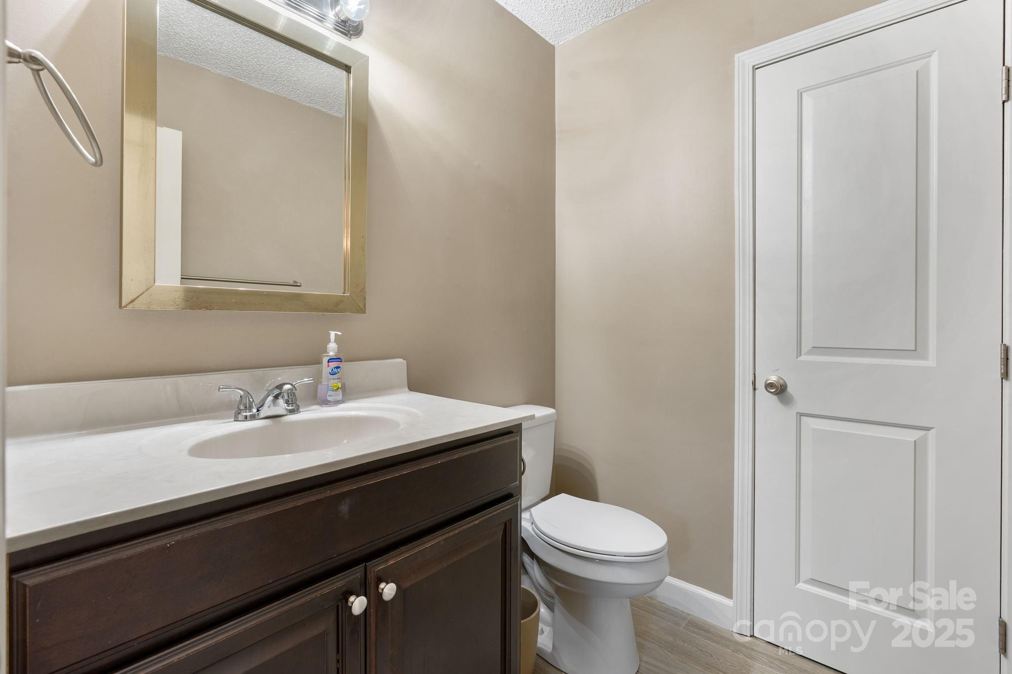 4340 N Center Street Hickory NC 28601