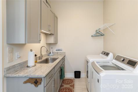 69 Pepperbush Road Brevard NC 28712