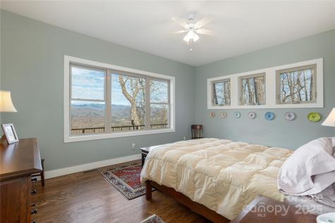 69 Pepperbush Road Brevard NC 28712