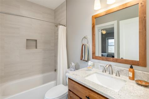 69 Pepperbush Road Brevard NC 28712