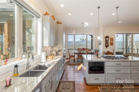 69 Pepperbush Road Brevard NC 28712