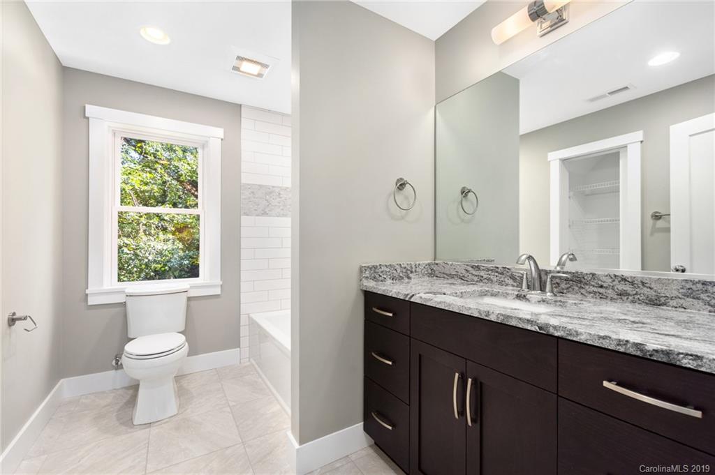 7 Greenbriar Road Asheville NC 28805