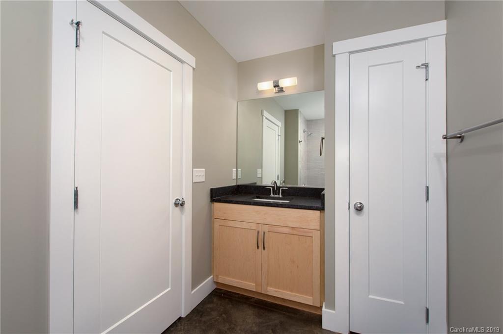 7 Greenbriar Road Asheville NC 28805