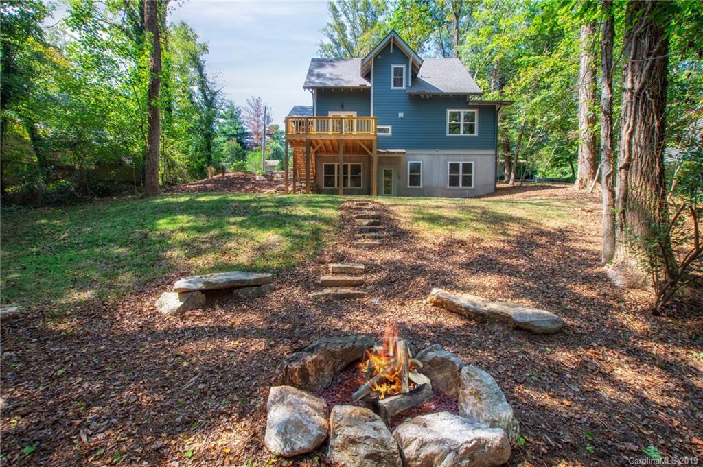 7 Greenbriar Road Asheville NC 28805