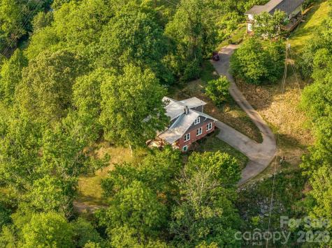 296 Roberts Hill Road Marshall NC 28753