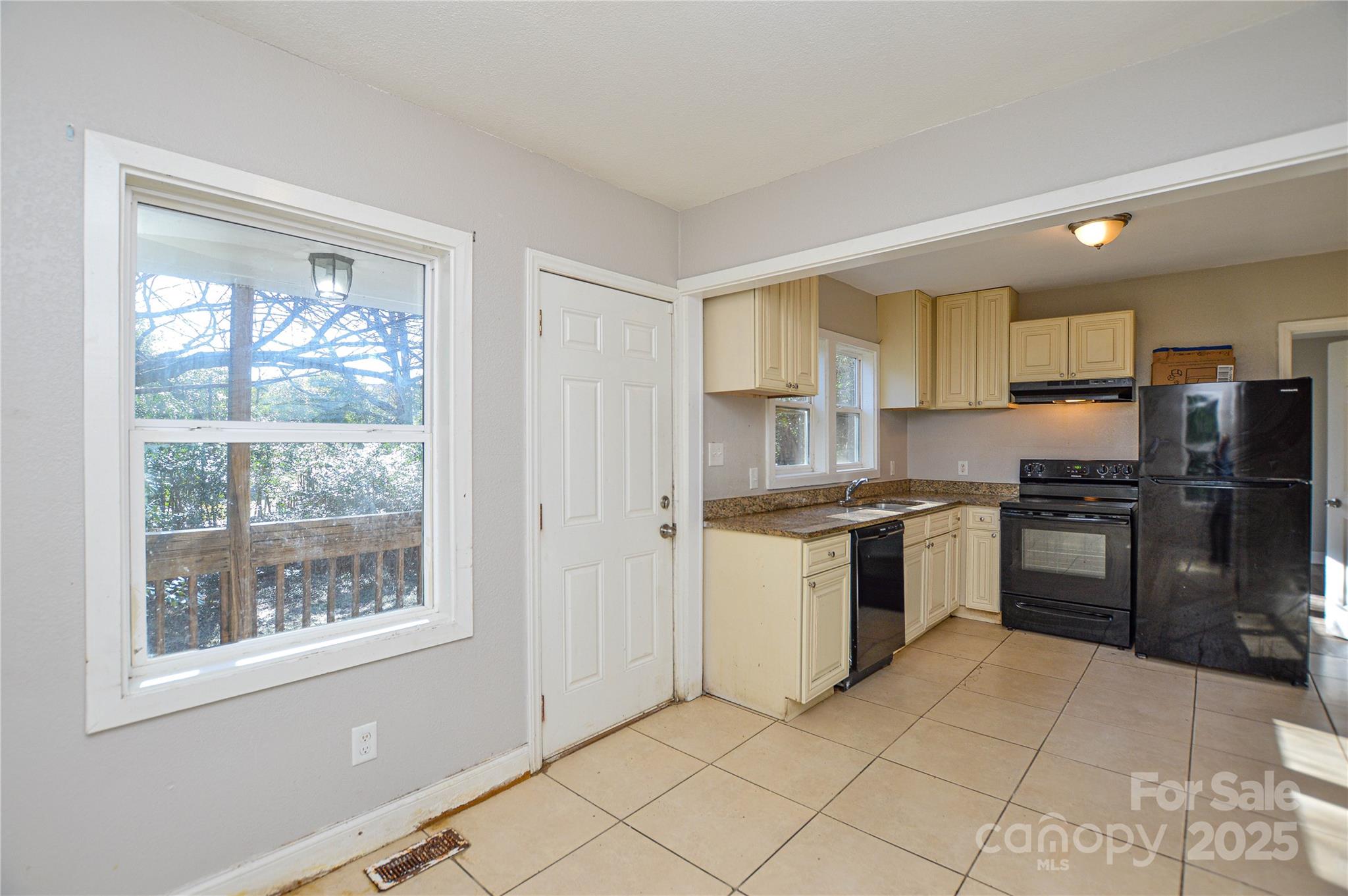 3809 Avalon Avenue Charlotte NC 28208