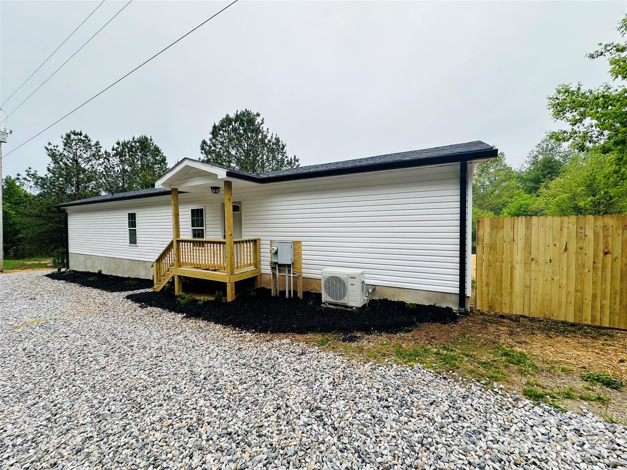 2220 Tatertown Loop Nebo NC 28761