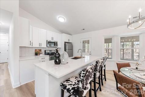 231 West Avenue Charlotte NC 28208