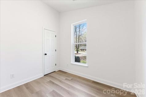 231 West Avenue Charlotte NC 28208