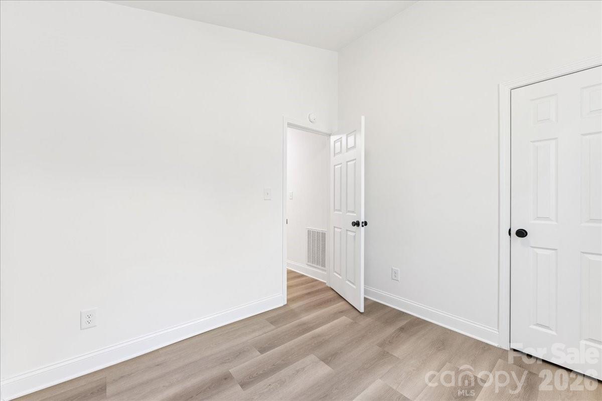 231 West Avenue Charlotte NC 28208