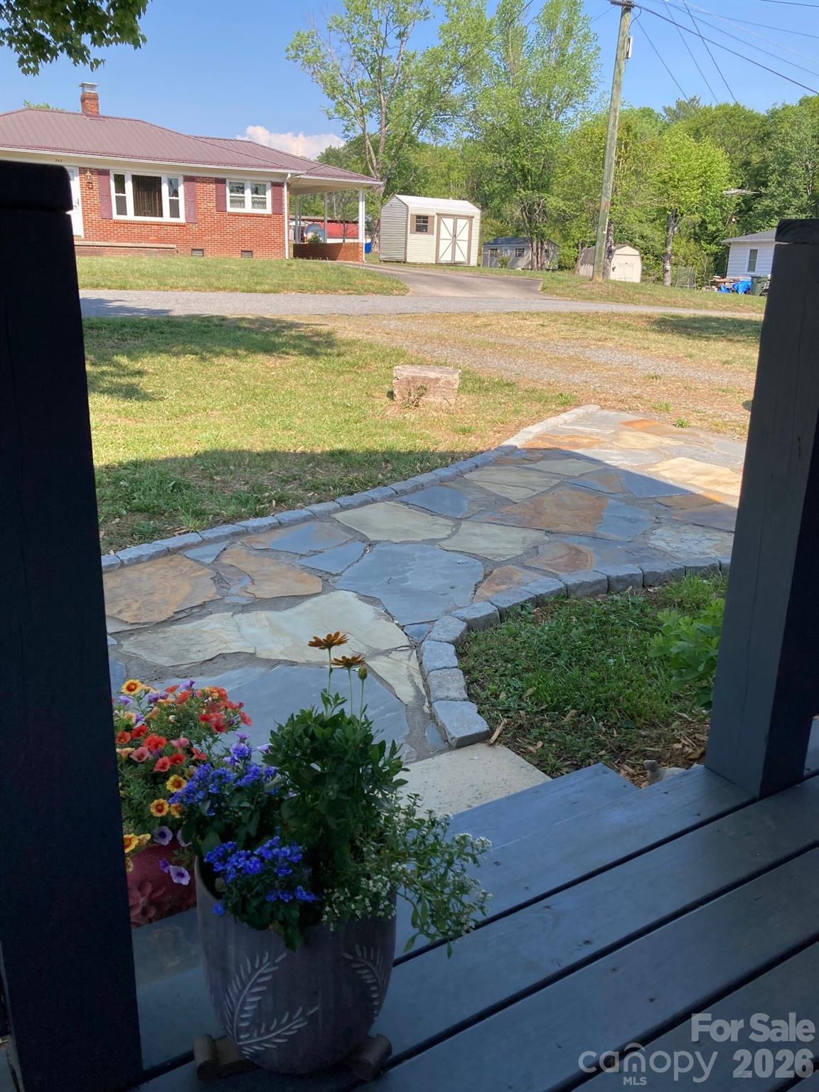244 Holly Street Hudson NC 28638