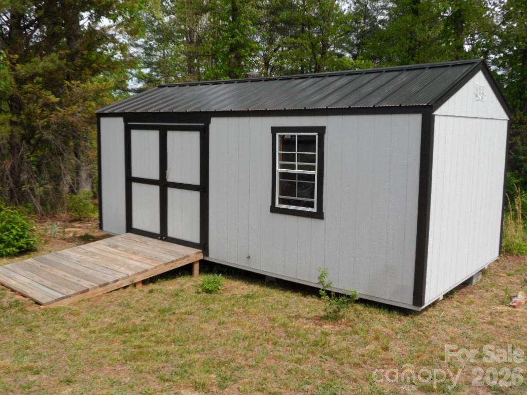 244 Holly Street Hudson NC 28638