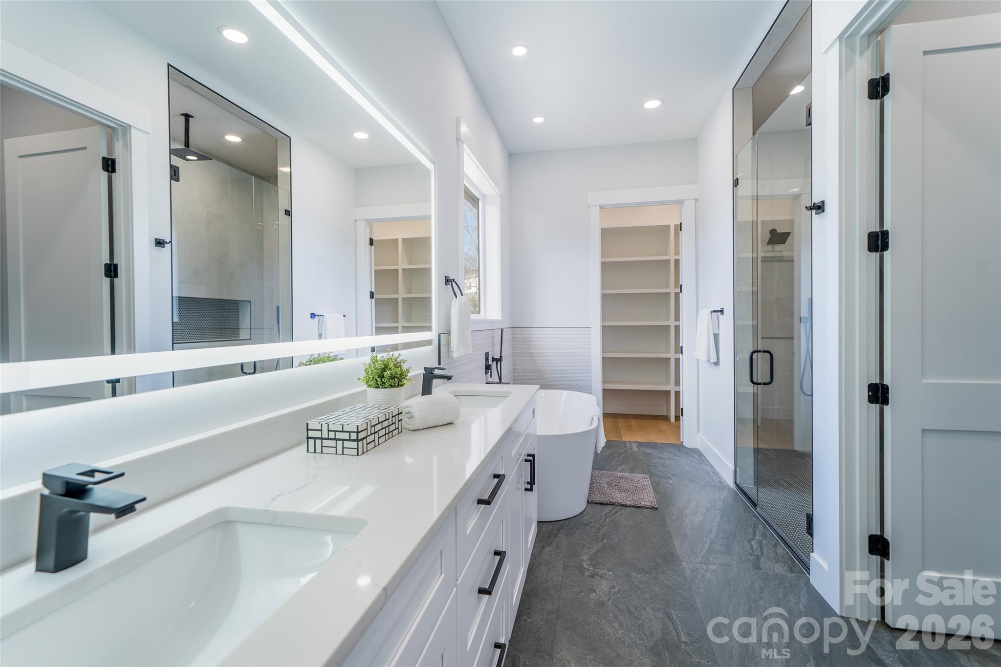 25 George Allen Ridge Arden NC 28704