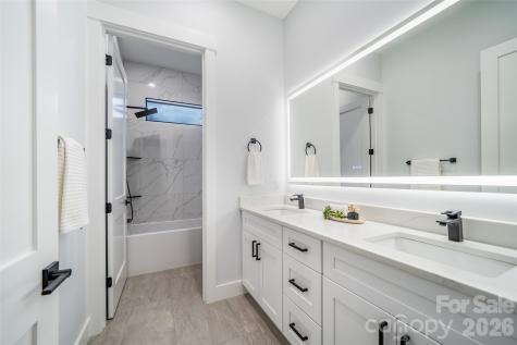 25 George Allen Ridge Arden NC 28704