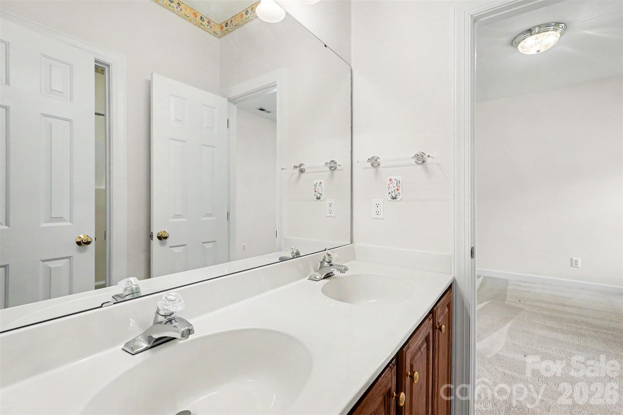 4726 Shannamara Drive Matthews NC 28104