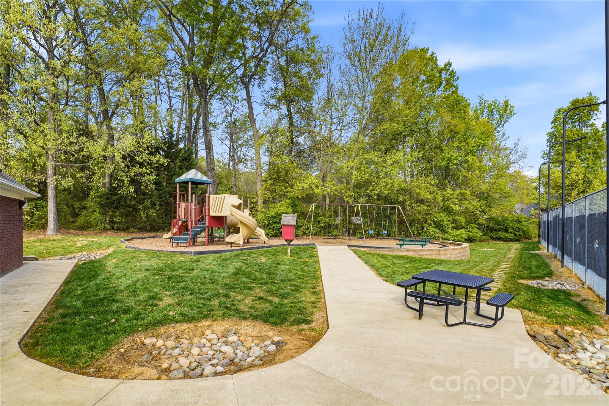 4726 Shannamara Drive Matthews NC 28104