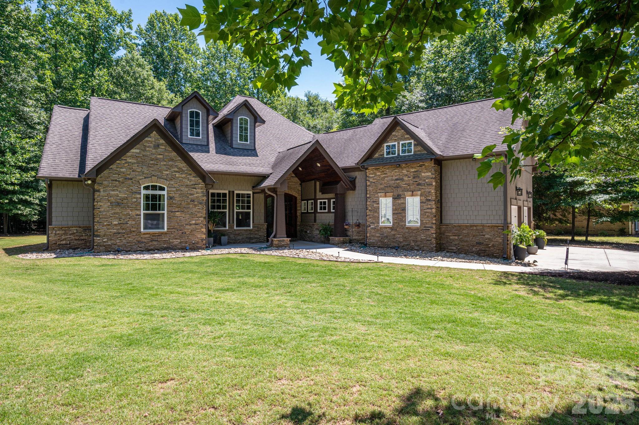 489 Evergreen Road Lake Wylie SC 29710
