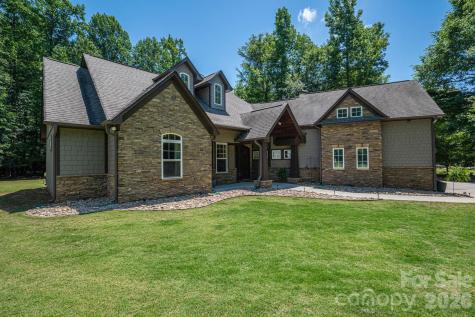 489 Evergreen Road Lake Wylie SC 29710