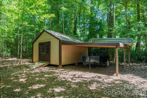 489 Evergreen Road Lake Wylie SC 29710