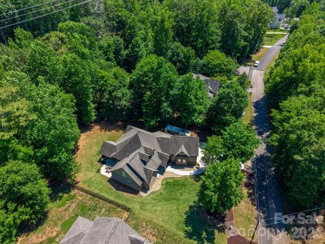 489 Evergreen Road Lake Wylie SC 29710