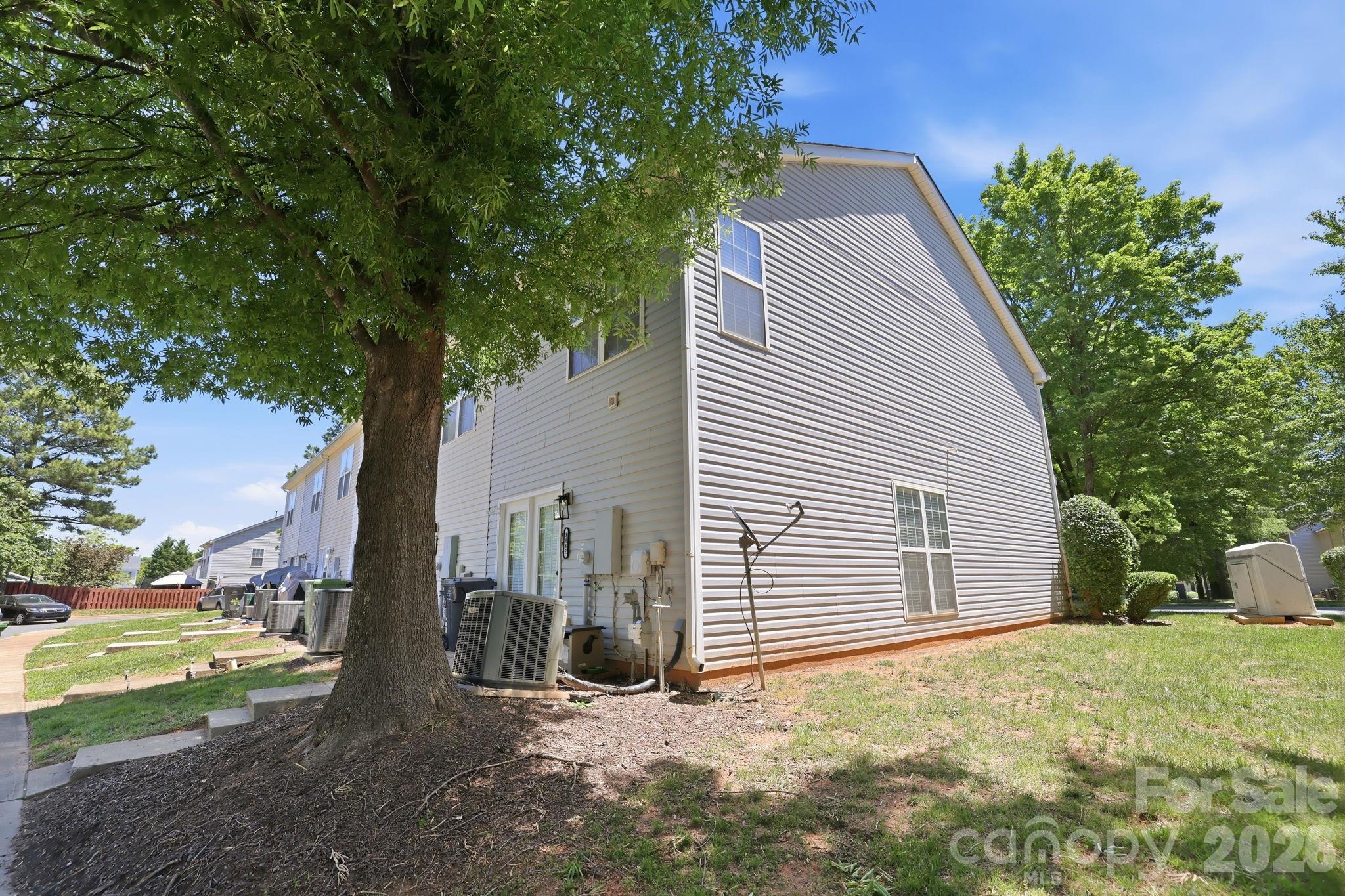 8842 Gerren Court Charlotte NC 28217