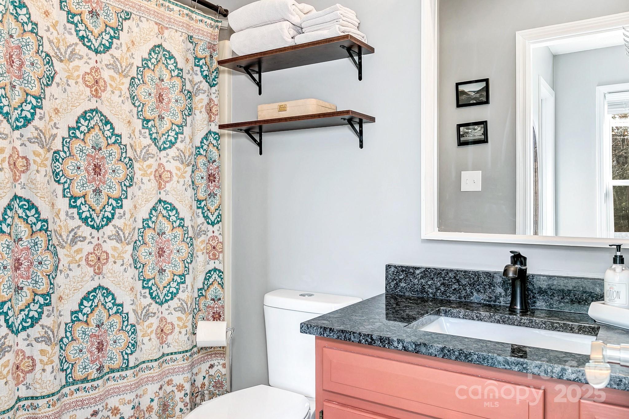 10 Harrisland Drive Asheville NC 28806