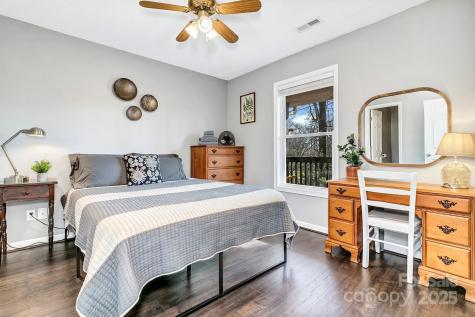 10 Harrisland Drive Asheville NC 28806