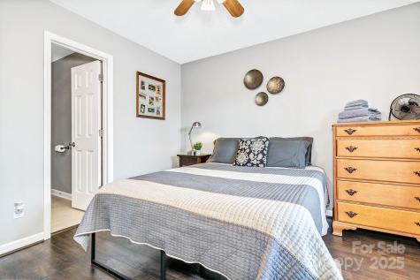 10 Harrisland Drive Asheville NC 28806