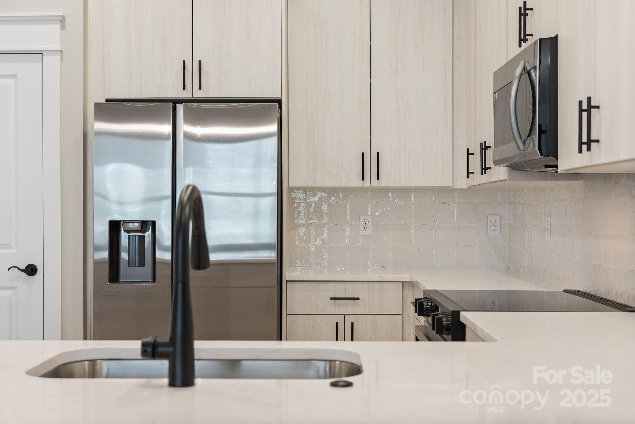 105 Collin Place Asheville NC 28804