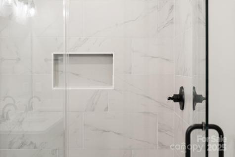 105 Collin Place Asheville NC 28804