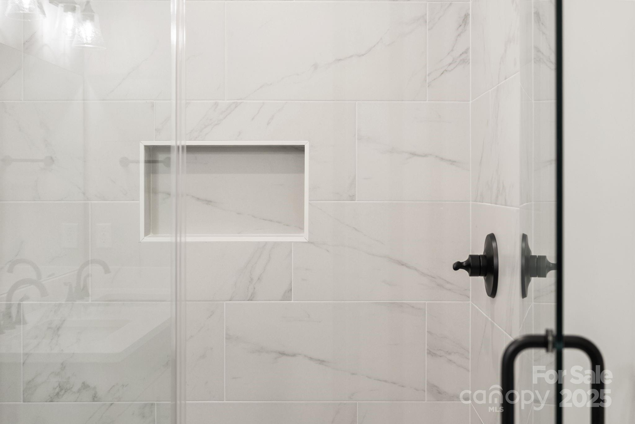 105 Collin Place Asheville NC 28804