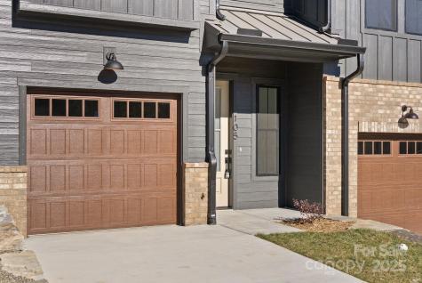 105 Collin Place Asheville NC 28804