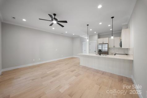 105 Collin Place Asheville NC 28804