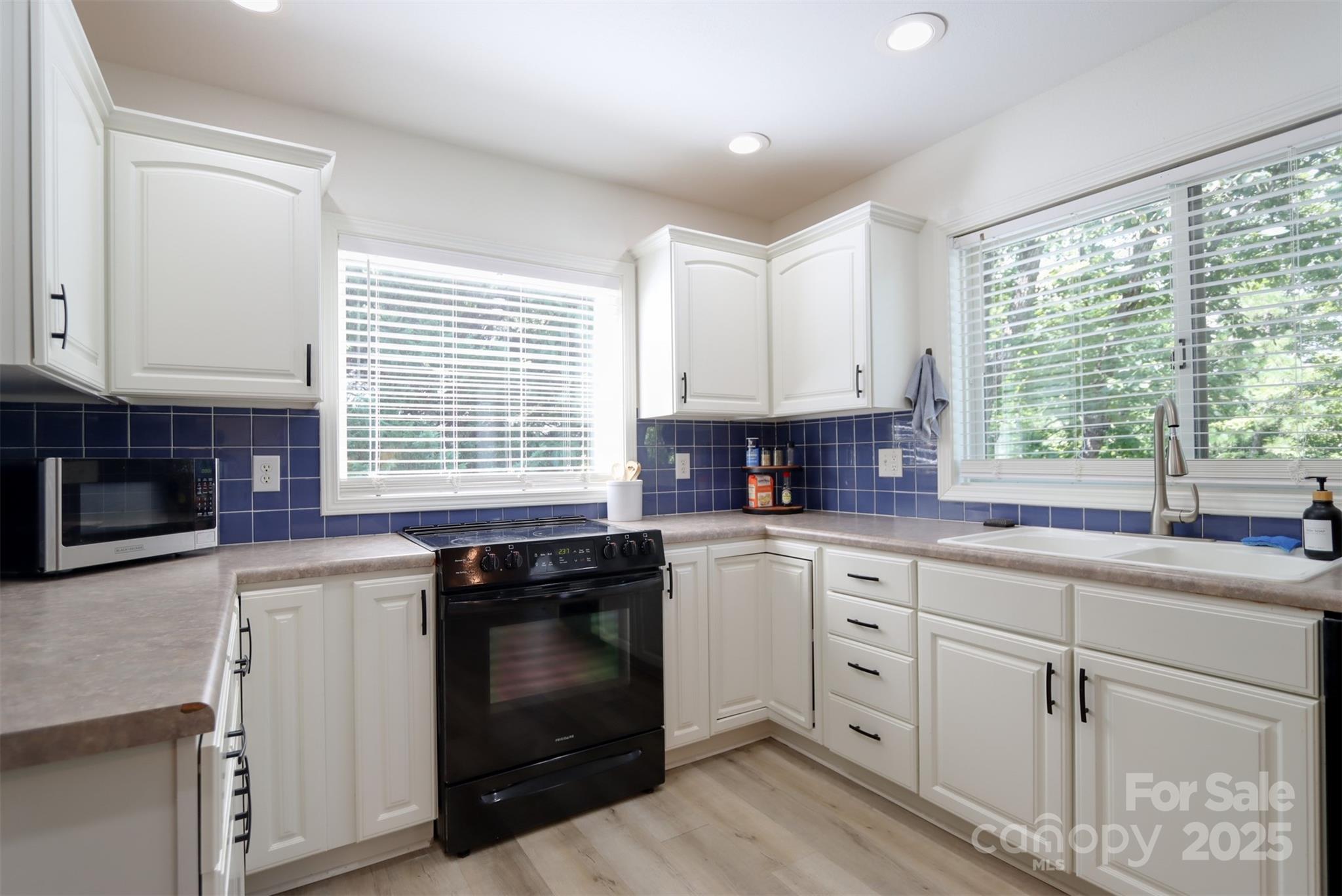 110 Lakewood Drive Lake Lure NC 28746